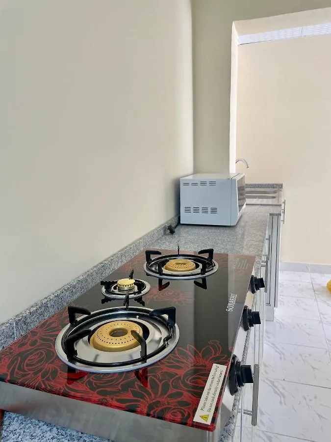 Homestay Abdullah Kamber Building Apartment Dubai
