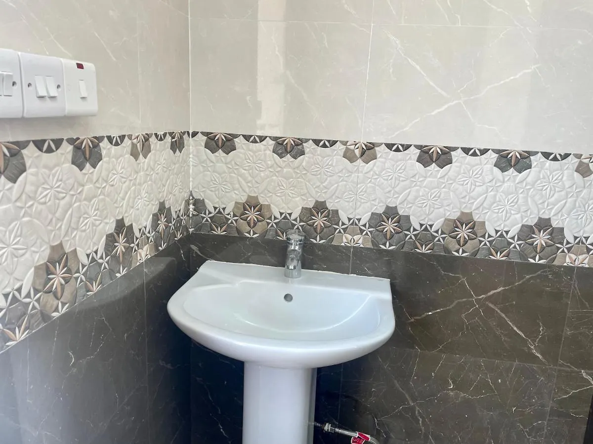 Homestay Abdullah Kamber Building Apartment Dubai